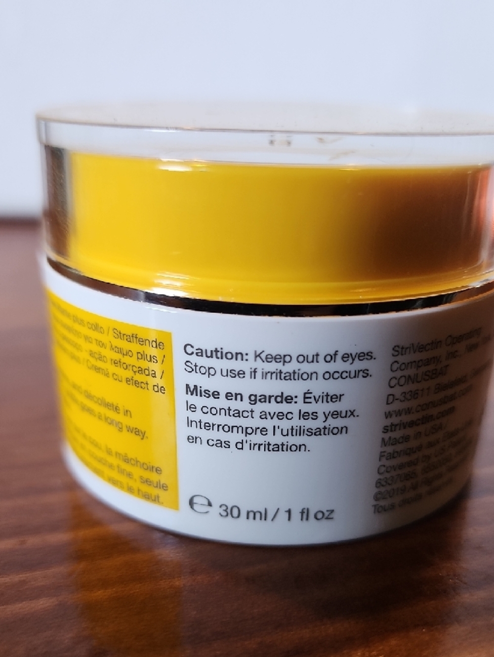 StriVectin TL Advanced Tightening Neck Cream Plus – Yellow and White - Picture 2 of 6